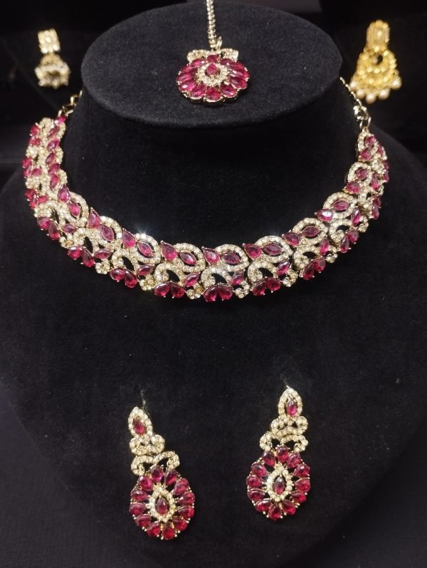 Necklace Set