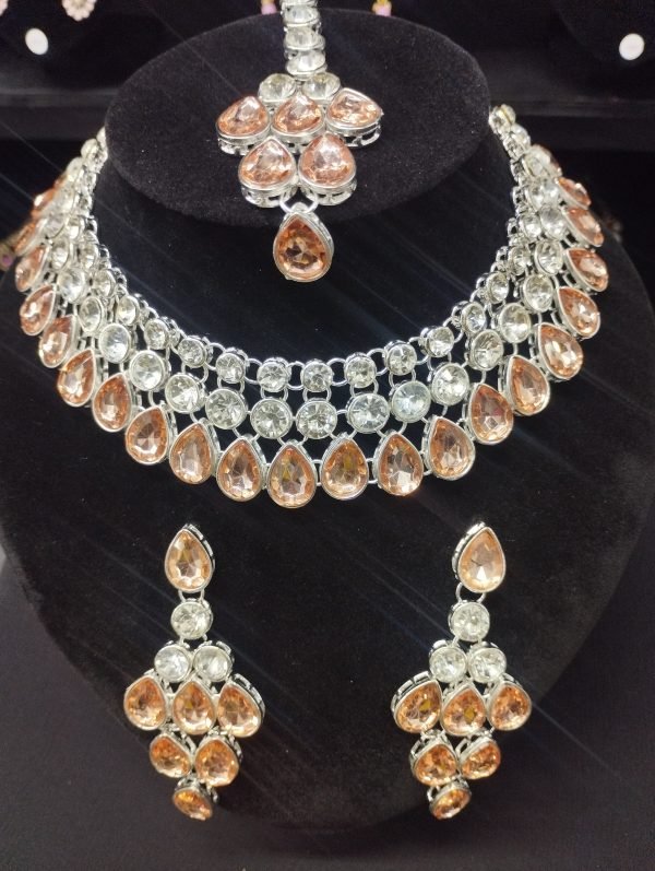Necklace set