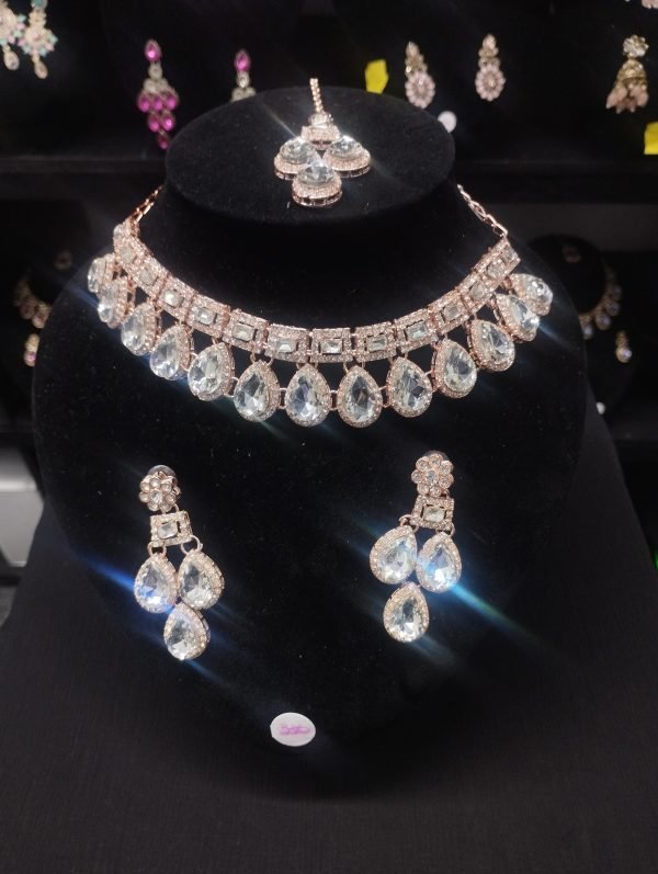 Necklace Set