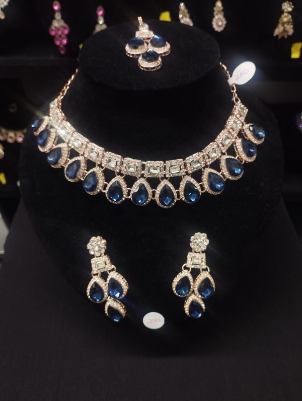 Necklace Set