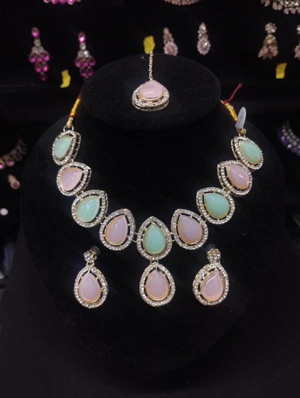 Necklace Set