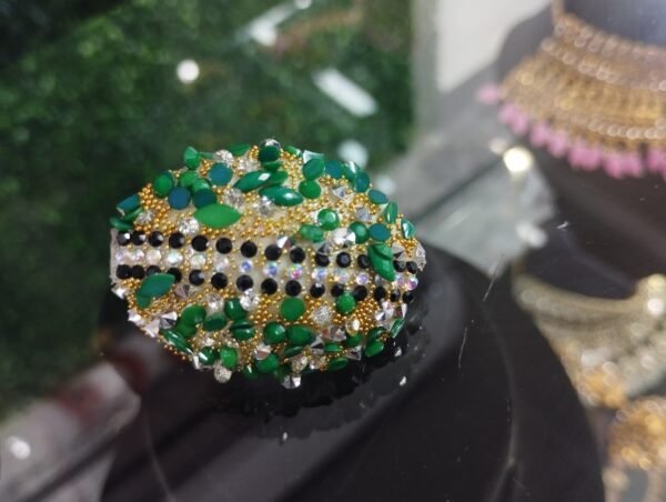 Brooches/Sari Pins