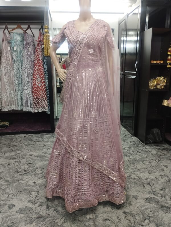 Lehenga Size 40 - Image 2