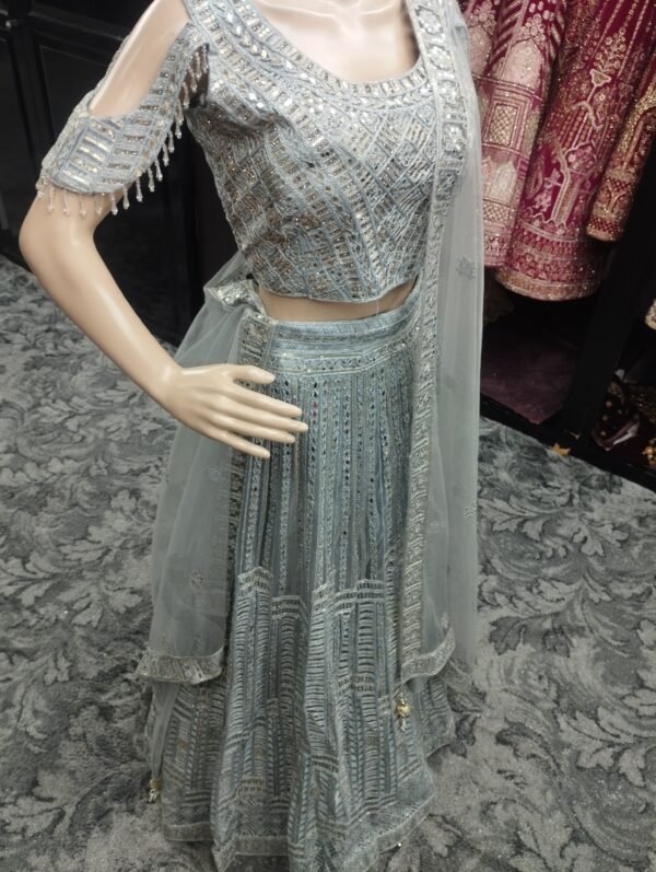 Lehenga Size 40 - Image 2