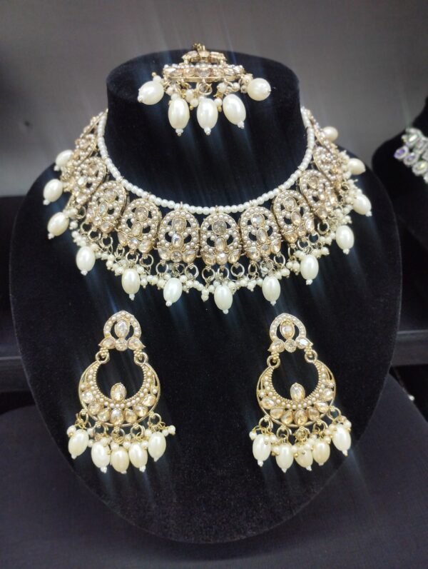Gold Necklace Set