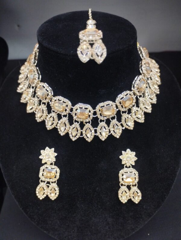 Gold Necklace Set