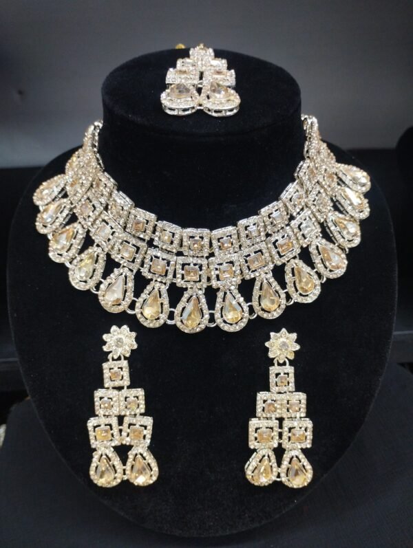 Gold Necklace Set