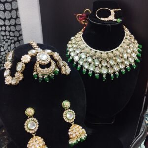 Semi Bridal Necklace Set