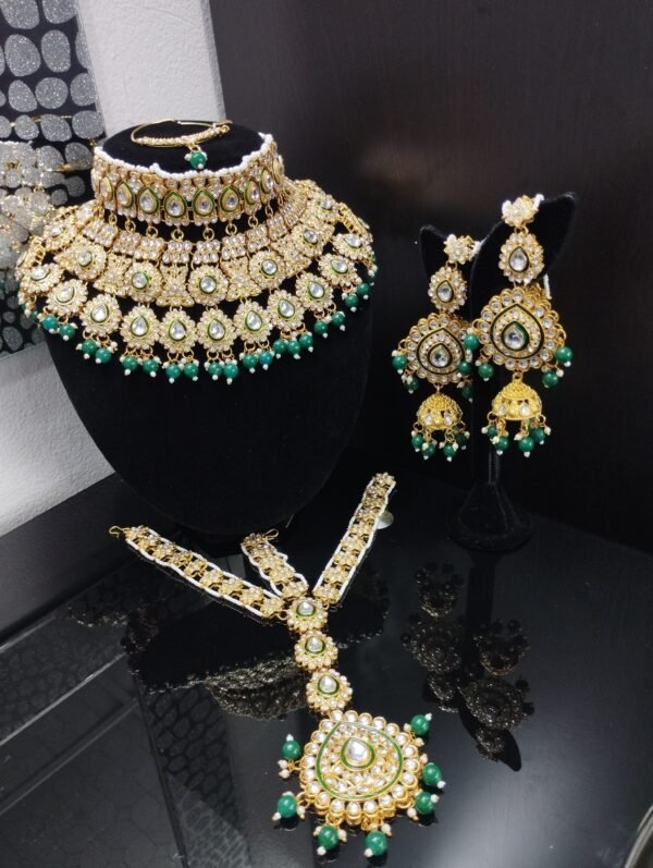 Semi Bridal Necklace Set