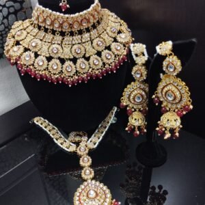 Semi Bridal Necklace Set