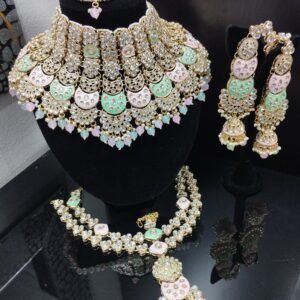Semi Bridal Necklace Set