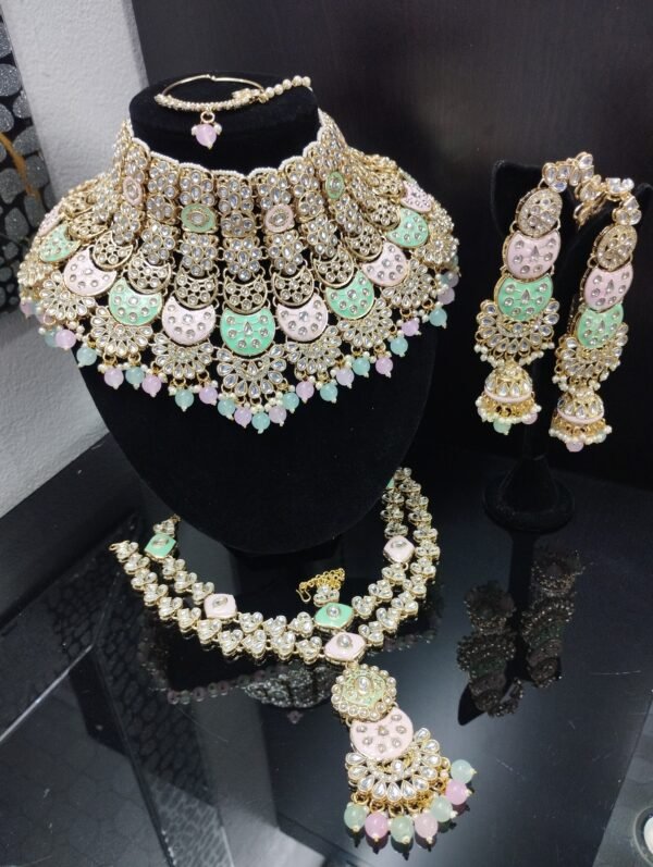 Semi Bridal Necklace Set