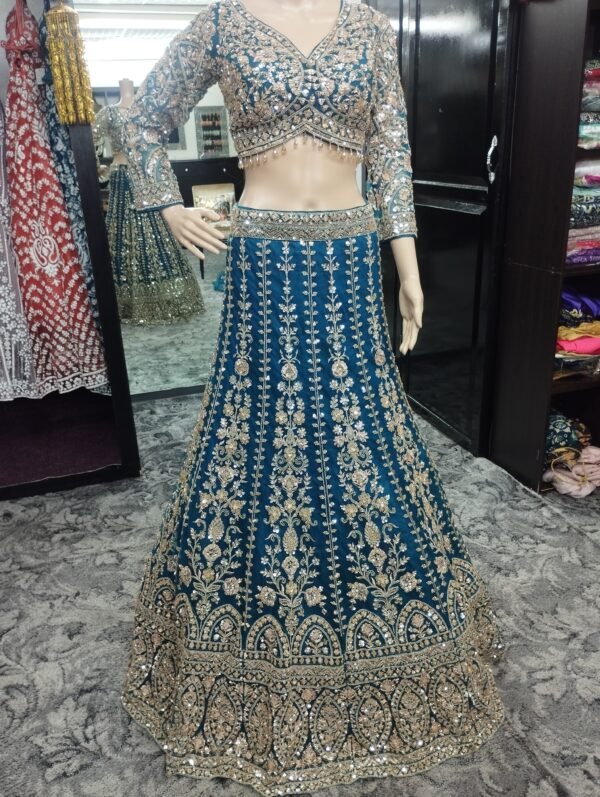 Lehenga Size 38 - Image 5