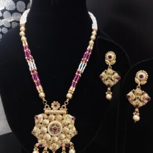 Necklace Set