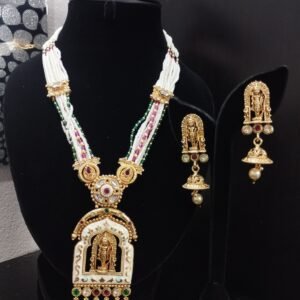 Necklace Set