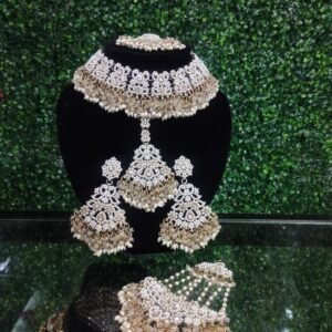 Semi Bridal Necklace Set